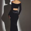 Adele Velvet Off-Shoulder Ruched Crop Top i Jet Black Adele Velvet Off-Shoulder Ruched Crop Top i Jet Black