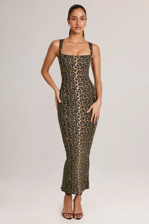 Ainslee Modal Bodycon-midiklänning med fyrkantig halsringning i leopardmönster Ainslee Modal Bodycon-midiklänning med fyrkantig halsringning i leopardmönster
