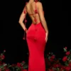 Aldona Slinky Jersey Rose Detail Evening Gown i scharlakansrött Aldona Slinky Jersey Rose Detail Evening Gown i scharlakansrött