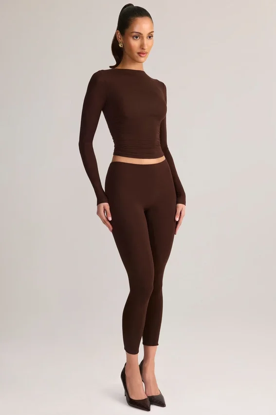 Alia Modal Ruched långärmad topp i chokladbrunt Alia Modal Ruched långärmad topp i chokladbrunt