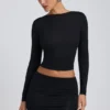 Alia Modal Ruched Long-Sleeve Top i svart Alia Modal Ruched Long-Sleeve Top i svart