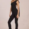 Alira Modal One-Shoulder Jumpsuit i svart Alira Modal One-Shoulder Jumpsuit i svart