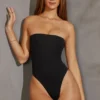 Allegra bandeau-bodys i svart Allegra bandeau-bodys i svart