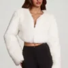 Almerinda kort bolero i fuskpäls, vit Almerinda kort bolero i fuskpäls, vit