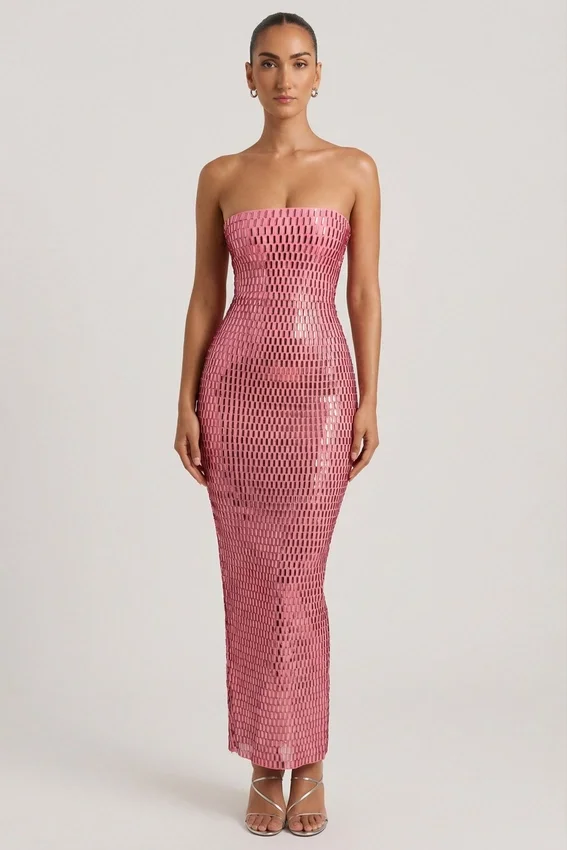 Amaya Embellished Strapless Bandeau Maxi Klänning i Watermelon Amaya Embellished Strapless Bandeau Maxi Klänning i Watermelon