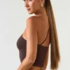 Andi Modal One-Shoulder Top i chokladbrunt Andi Modal One-Shoulder Top i chokladbrunt