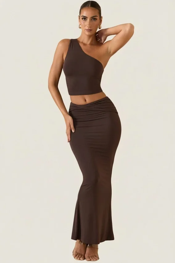 Andi Modal One-Shoulder Top i chokladbrunt Andi Modal One-Shoulder Top i chokladbrunt