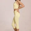 Anessa Capri-jeans med medelhög midja i citrongult Anessa Capri-jeans med medelhög midja i citrongult