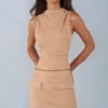 Aurelle topp i imitationsmocka med hög hals i beige Aurelle topp i imitationsmocka med hög hals i beige