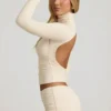 Auri Modal Ruched Backless Turtleneck Top i Ivory Auri Modal Ruched Backless Turtleneck Top i Ivory