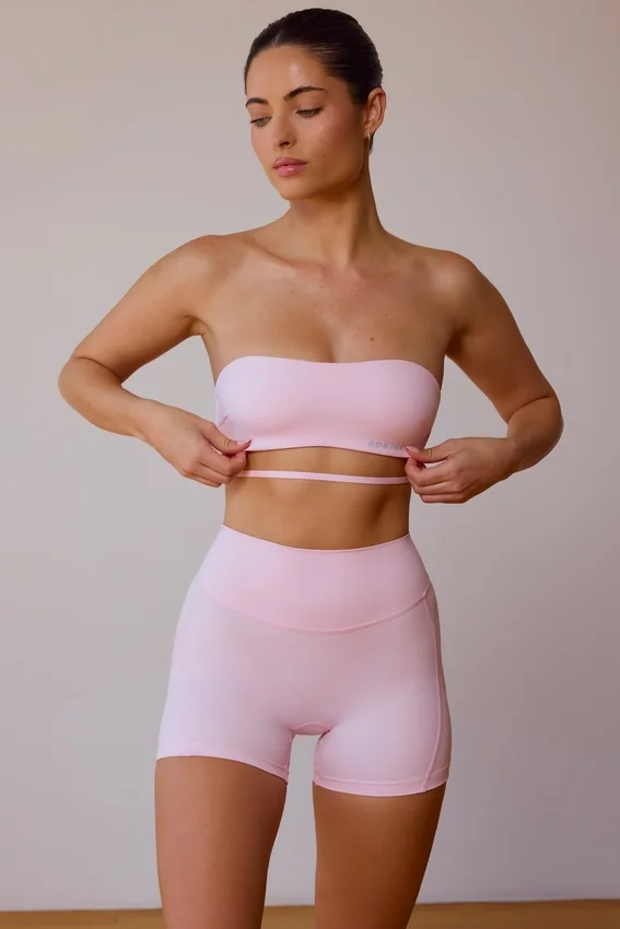 Bandeau-bh med korsade ryggband i mjukt rosa Bandeau-bh med korsade ryggband i mjukt rosa