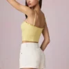 Beata högmidjade A-linje-shorts i Ecru-tvätt Beata högmidjade A-linje-shorts i Ecru-tvätt