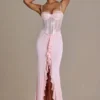 Beatrix Premium Embellished Lace Corset Gown i Baby Pink Beatrix Premium Embellished Lace Corset Gown i Baby Pink
