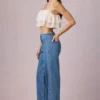 Bobbi Mid-Rise Barrel-Leg Jeans i mellblå tvätt Bobbi Mid-Rise Barrel-Leg Jeans i mellblå tvätt