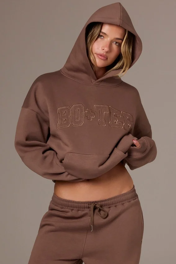 Broderad oversized-hoodie i kakaobrunt Broderad oversized-hoodie i kakaobrunt