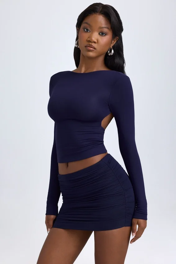 Cali Modal Ruched Mid-Rise Mini Kjolar i True Navy Cali Modal Ruched Mid-Rise Mini Kjolar i True Navy