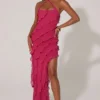 Calico Cross Strap Ruffle Floor Length Klänning i fuchsia Calico Cross Strap Ruffle Floor Length Klänning i fuchsia