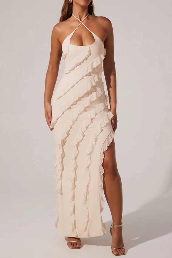Calico Cross Strap Ruffle Floor Length Klänning i ivory Calico Cross Strap Ruffle Floor Length Klänning i ivory