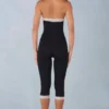 Calla Modal Lace-Trim Capri Jumpsuit i svart Calla Modal Lace-Trim Capri Jumpsuit i svart