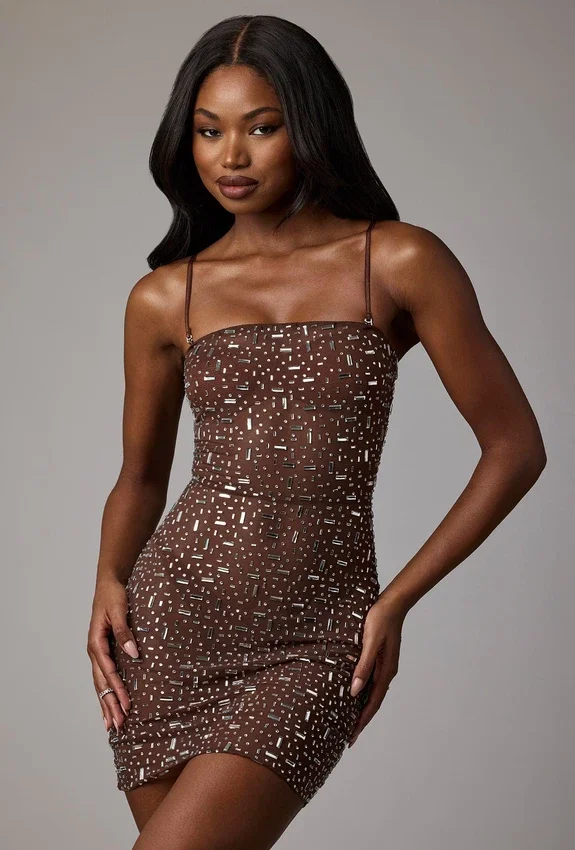 Caprice Sheer Embellished Bodycon Miniklänning i Deep Cocoa Caprice Sheer Embellished Bodycon Miniklänning i Deep Cocoa