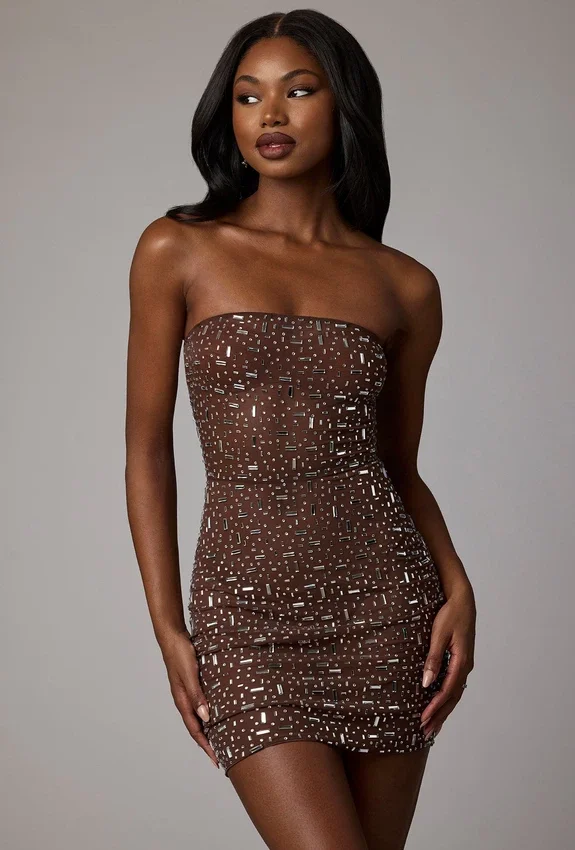 Caprice Sheer Embellished Bodycon Miniklänning i Deep Cocoa Caprice Sheer Embellished Bodycon Miniklänning i Deep Cocoa