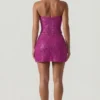 Caralie Embellished Halterneck Corset Top i Magenta Caralie Embellished Halterneck Corset Top i Magenta