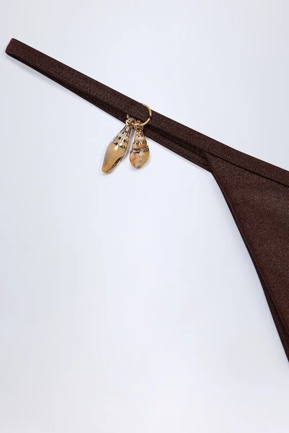 Cebu Charm-Detail stringbikinibyxor i mörk choklad Cebu Charm-Detail stringbikinibyxor i mörk choklad