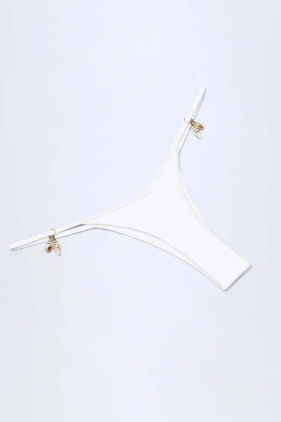 Cebu Charm-Detail stringbikinibyxor i vitt Cebu Charm-Detail stringbikinibyxor i vitt