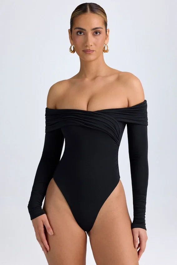 Ceyln Modal Off-Shoulder Ruched Bodys i svart Ceyln Modal Off-Shoulder Ruched Bodys i svart