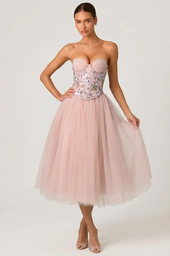 Cindy Tulle Corset Midaxi-klänning i Dusty Rose Cindy Tulle Corset Midaxi-klänning i Dusty Rose