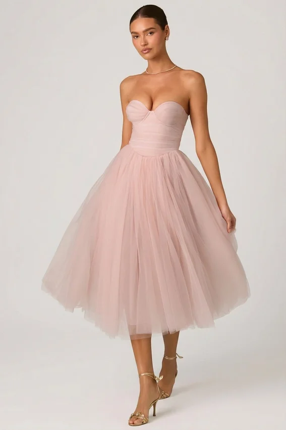 Cindy Tulle Corset Midaxi-klänning i Dusty Rose Cindy Tulle Corset Midaxi-klänning i Dusty Rose