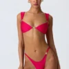 Volute Embellished Cheeky Bikinibyxor i hallonrosa Volute Embellished Cheeky Bikinibyxor i hallonrosa