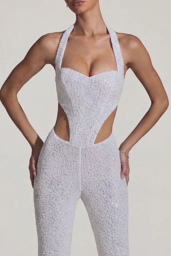 Coralena Embellished Cut-Out Jumpsuit i vitt Coralena Embellished Cut-Out Jumpsuit i vitt