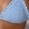 Crinkle Badkläder Halterneck Triangel-bikinitopp i himmelsblått Crinkle Badkläder Halterneck Triangel-bikinitopp i himmelsblått
