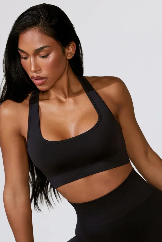 Cut Out Define Luxe sport-BH i svart Cut Out Define Luxe sport-BH i svart