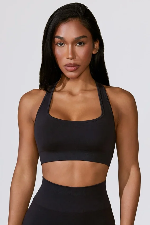 Cut Out Define Luxe sport-BH i svart Cut Out Define Luxe sport-BH i svart