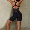 Define Luxe högmidjade biker shorts i svart Define Luxe högmidjade biker shorts i svart
