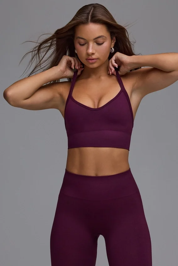 Define Luxe Multiway-sport-BH i färgen Grape Define Luxe Multiway-sport-BH i färgen Grape