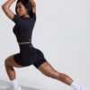 Define Luxe-shorts med hög midja i svart Define Luxe-shorts med hög midja i svart
