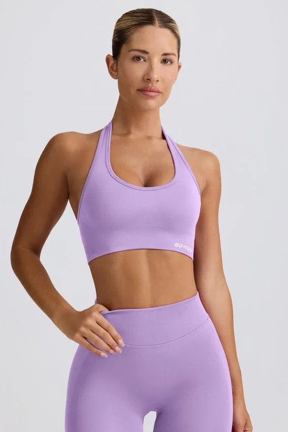 Define Luxe sport-BH med halterneck i lila Define Luxe sport-BH med halterneck i lila