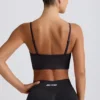 Define Luxe sport-BH med V-ringning i svart Define Luxe sport-BH med V-ringning i svart