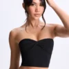 Edie Modal Twist-Front Bandeau Top i svart Edie Modal Twist-Front Bandeau Top i svart