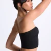 Edie Modal Twist-Front Bandeau Top i svart Edie Modal Twist-Front Bandeau Top i svart