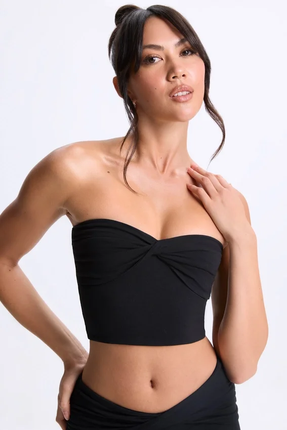 Edie Modal Twist-Front Bandeau Top i svart Edie Modal Twist-Front Bandeau Top i svart