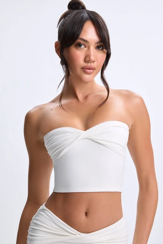 Edie Modal Twist-Front Bandeau Top i vitt Edie Modal Twist-Front Bandeau Top i vitt