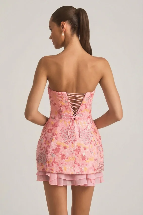 Eliselle Embellished Strapless Corset Miniklänning i rosa Eliselle Embellished Strapless Corset Miniklänning i rosa