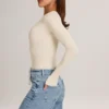 Elodie Modal Plunge långärmad bodys i ivory Elodie Modal Plunge långärmad bodys i ivory