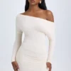 Elsa Modal Off-Shoulder Ruched Miniklänning i Ivory Elsa Modal Off-Shoulder Ruched Miniklänning i Ivory