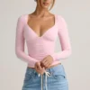 Emry Modal Ruched Long-Sleeve Top i Baby Pink Emry Modal Ruched Long-Sleeve Top i Baby Pink