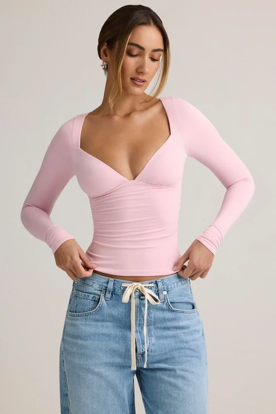 Emry Modal Ruched Long-Sleeve Top i Baby Pink Emry Modal Ruched Long-Sleeve Top i Baby Pink
